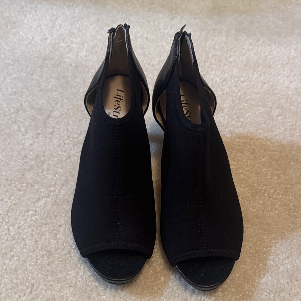 Life Stride Black Peep-Toe Heeled Booties
